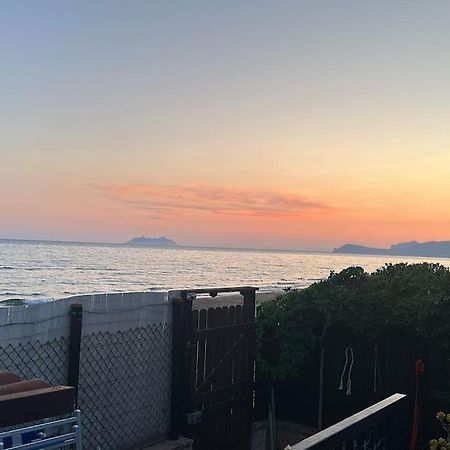 Casa Sulla Spiaggia A Sperlonga Con Parcheggio Gratuito Exterior foto